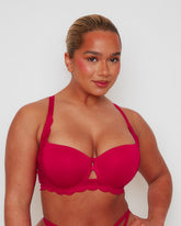 Front view of the Daley T-Shirt Bra in Very Cherry, featuring smooth moulded cups, delicate floral lace accents, and a feminine centre-front keyhole detail