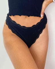 Blair Thong : Jet Black