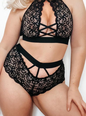 Available in plus sizes this sexy balck lace piece uses a high waist to contour your curves and make you feel amazing