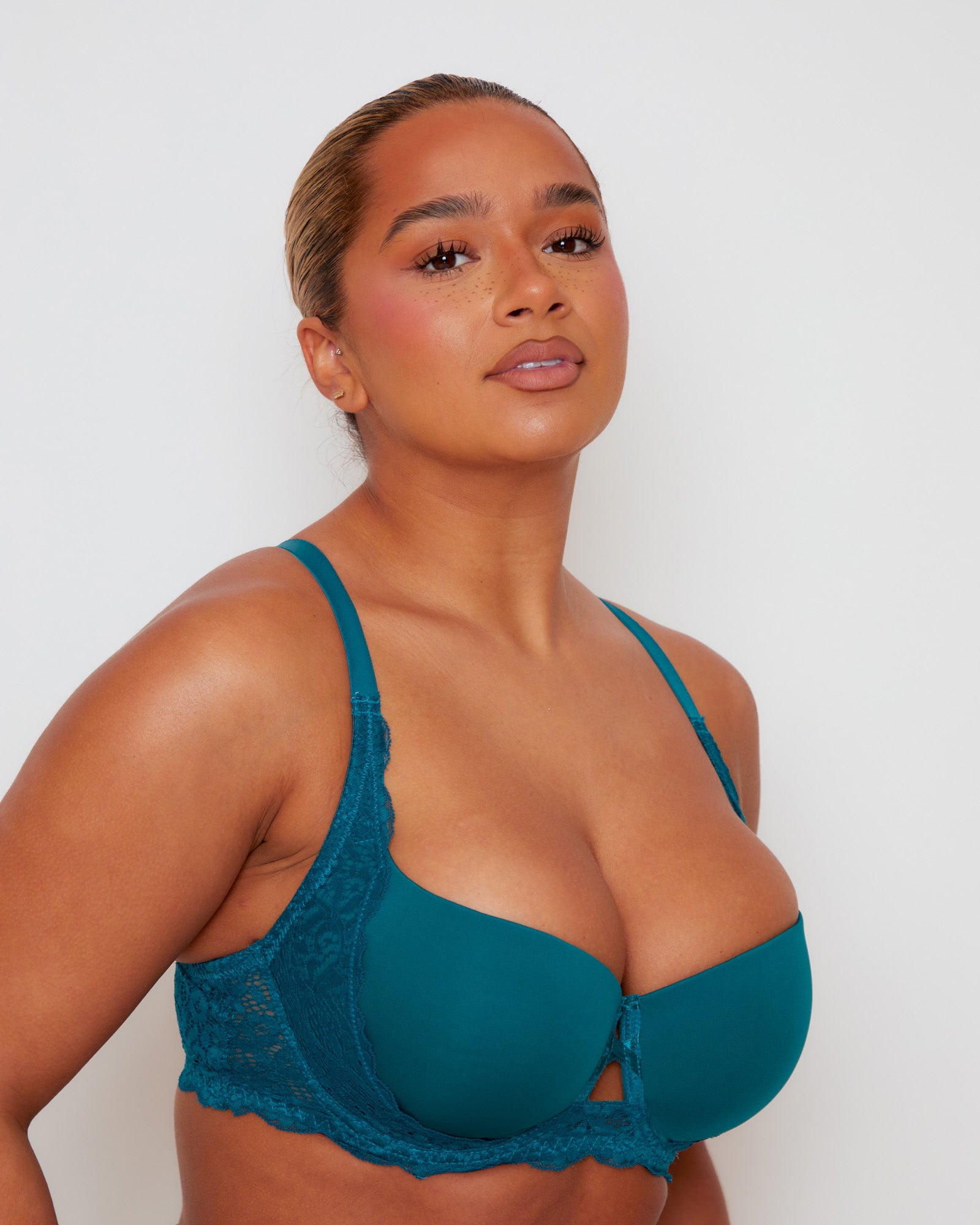 Close-up of Tutti Rouge Daley bra in Blue Coral with centre cut-outs, underwired cups and scalloped lace underband.